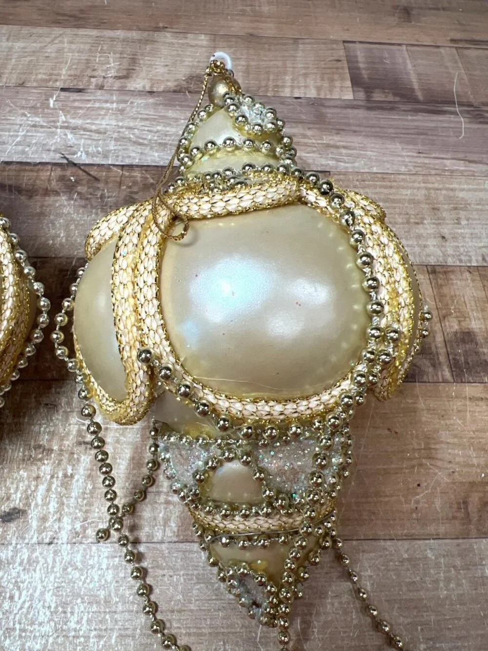 Vtg Pair Of Gold Beaded & Glittered Christmas Ornaments With Elegant Drop Design
